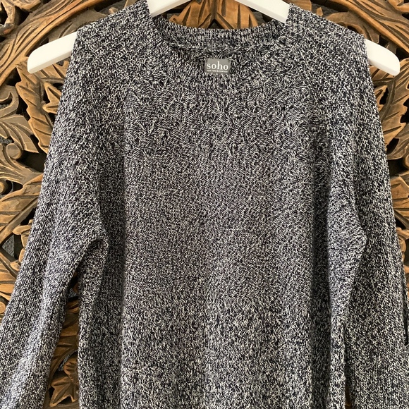 NY & COMPANY Knit Sweater w/ Slit Sleeves - Picture 6 of 7